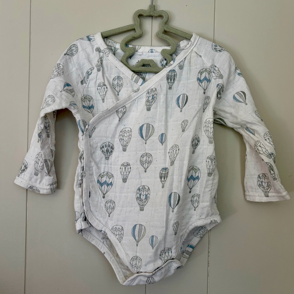 aden + anais Blue and Gray Balloon Print Bodysuit